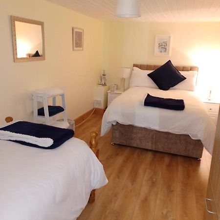 Kents Guesthouse Accommodation Kilmacthomas Camera foto